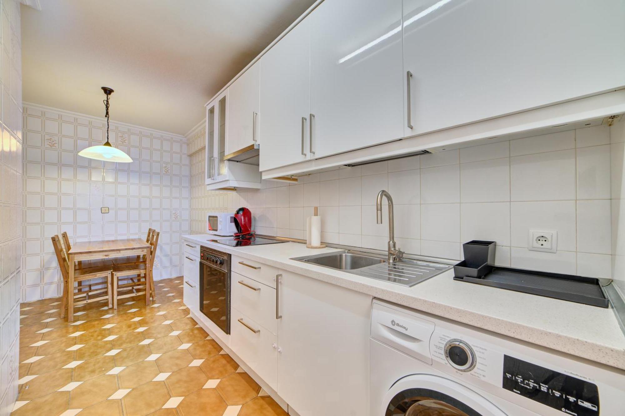 Apartment Breton De Herreros *